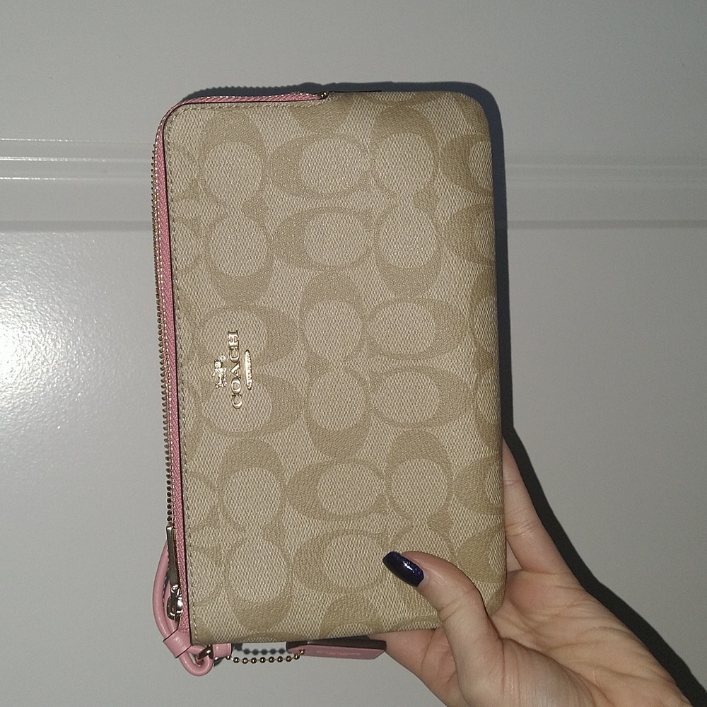Coach Double Zipper Wristlet